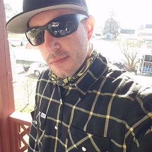 Meet your Posher, Jeremiah